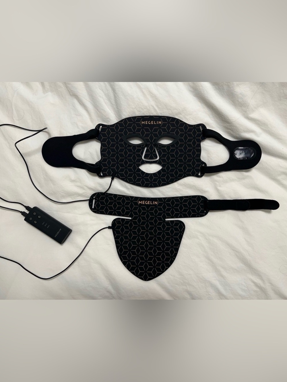 Megelin LED Red Light Therapy Face and Décolletage Mask